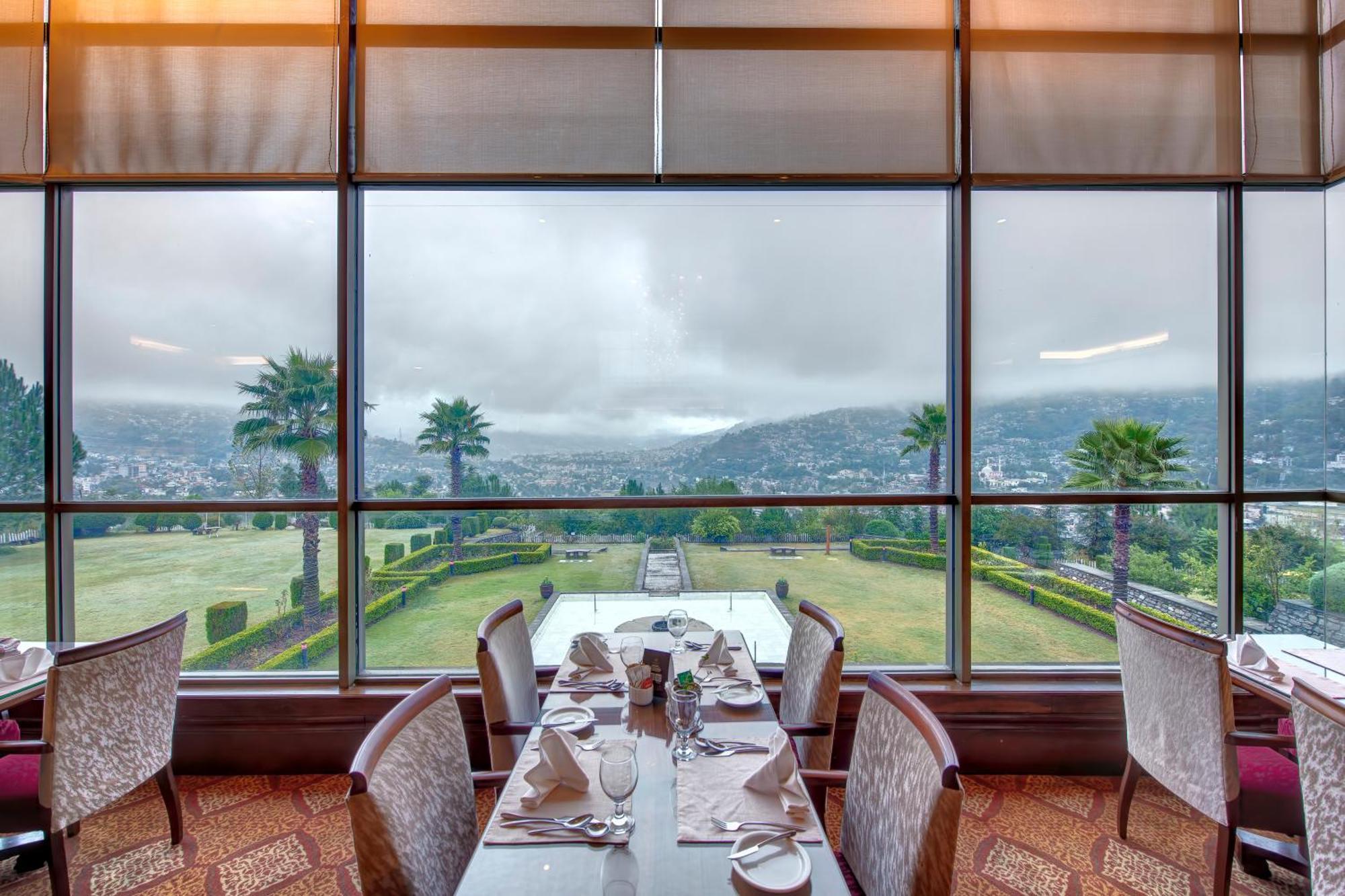 Pearl Continental Hotel, Muzaffarabad Exterior photo