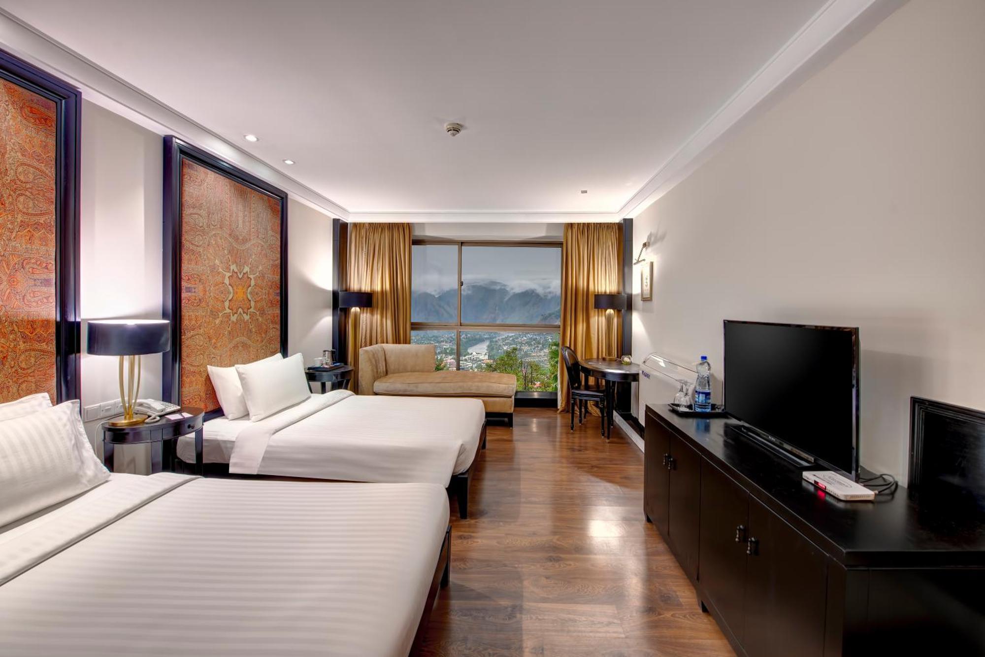 Pearl Continental Hotel, Muzaffarabad Exterior photo
